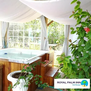 Casa Royal Palm Apartahotel